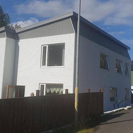 Apartment Tungata Seyðisfjörður Exteriör bild